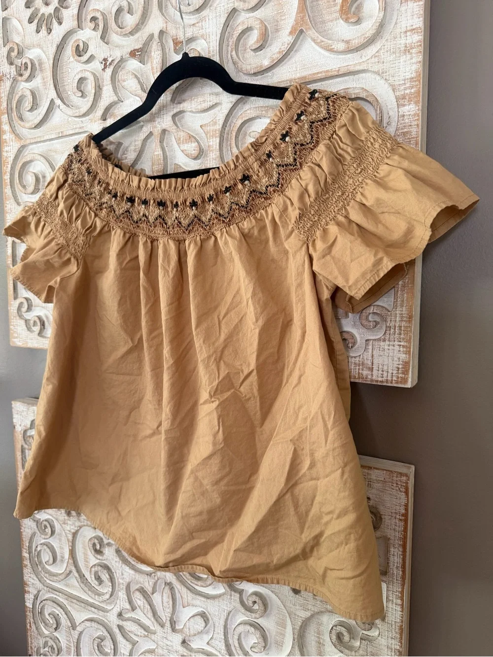 Embroidered Off-Shoulder Smocked Blouse Medium